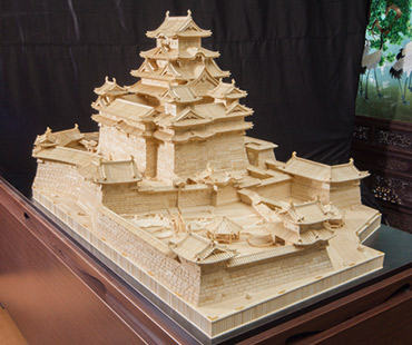 世界一大きな象牙彫刻姫路城
